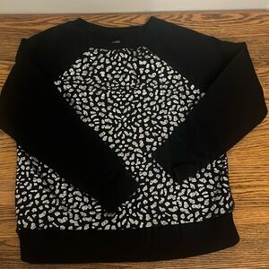 Girls black sweatshirt with silver cheetah pattern in great condition